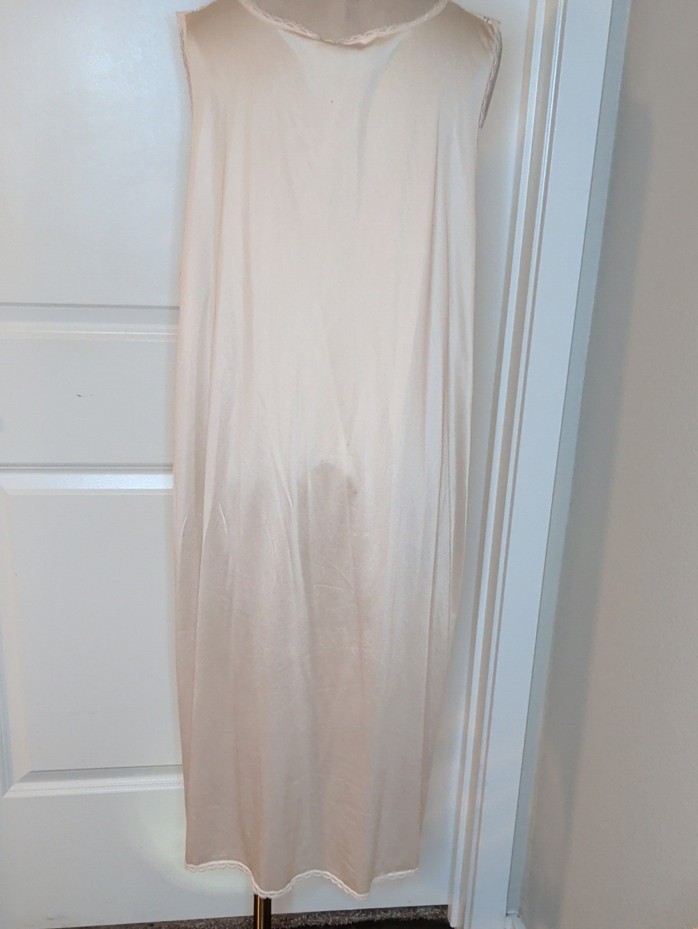 Vintage 70s Vanity Fair Pink Nylon Nightgown Negligee Lace Sz L MCM - Picture 6 of 15